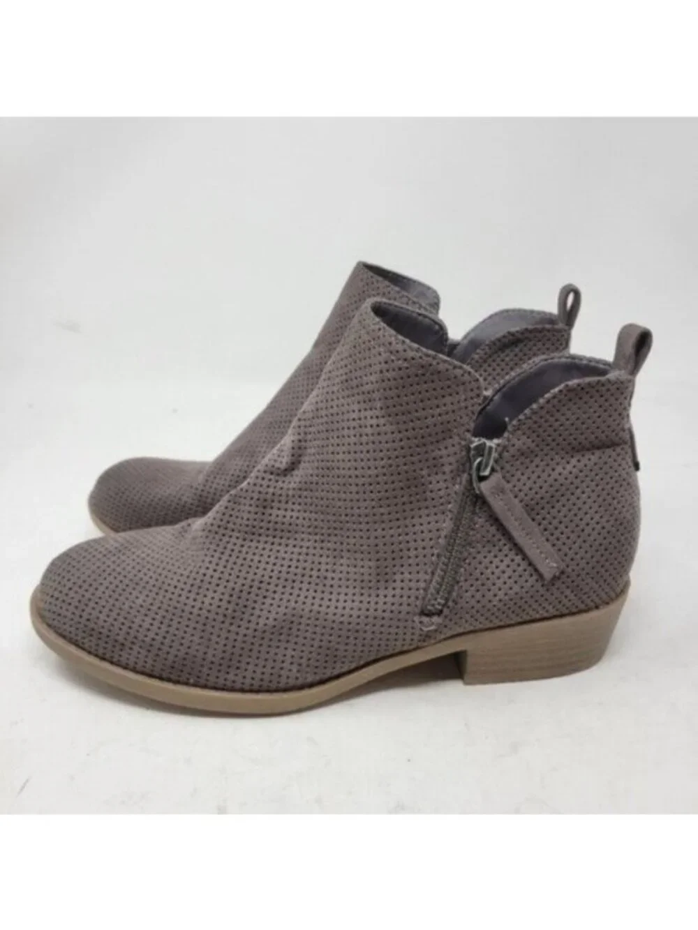 Universal Thread | Dylan Ankle Boots Lazer Cut Double Zip Booties Gray